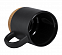 Кружка керамическая, черная с логотипом  заказать по выгодной цене в кибермаркете AvroraStore