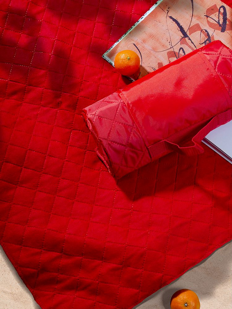 Плед для пикника Comfy, красный с логотипом  заказать по выгодной цене в кибермаркете AvroraStore