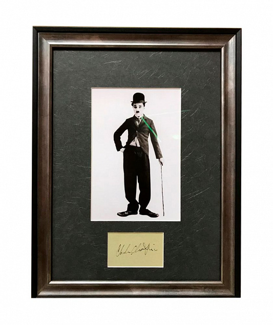 Фото с автографом Чарли Чаплина с логотипом  заказать по выгодной цене в кибермаркете AvroraStore