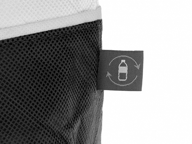 Сумка-холодильник Reviver с длинными ручками из нетканого переработанного материала RPET, белый/черный с логотипом  заказать по выгодной цене в кибермаркете AvroraStore