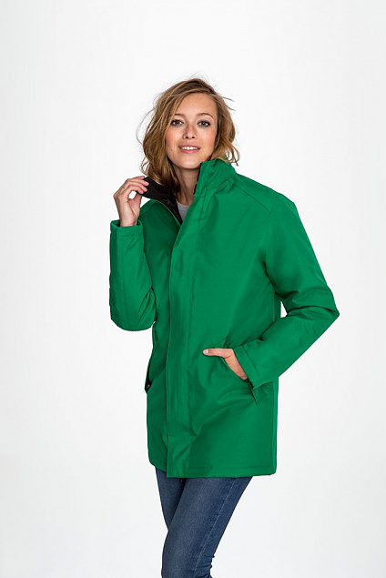 Куртка на стеганой подкладке Robyn, темно-зеленая с логотипом  заказать по выгодной цене в кибермаркете AvroraStore