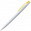 Ручка шариковая Pin, белая с желтым с логотипом  заказать по выгодной цене в кибермаркете AvroraStore