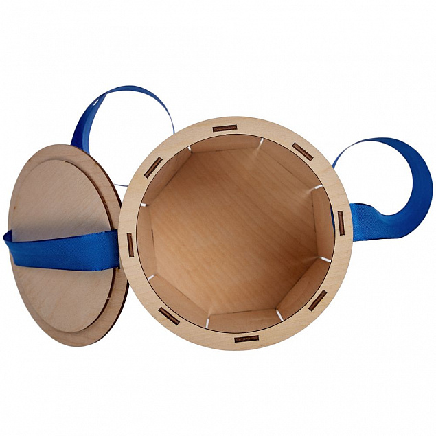 Коробка Drummer, круглая, с синей лентой с логотипом  заказать по выгодной цене в кибермаркете AvroraStore