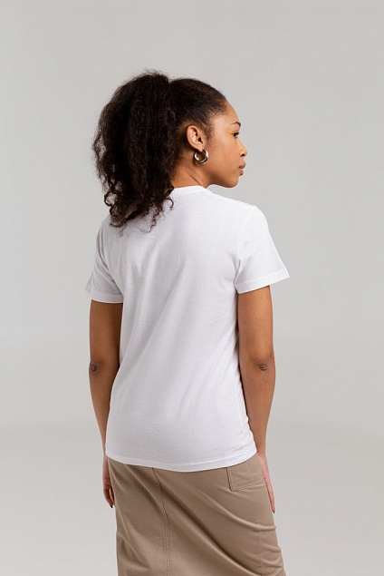 Футболка женская «Меламед. Sophie Ellis-Bextor», белая с логотипом  заказать по выгодной цене в кибермаркете AvroraStore