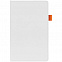 Ежедневник White Shall, недатированный, белый с оранжевым с логотипом  заказать по выгодной цене в кибермаркете AvroraStore