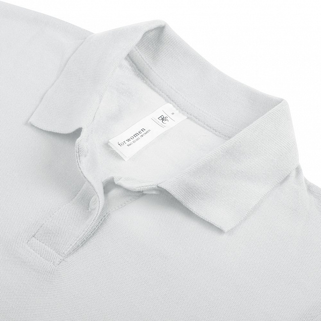 Рубашка поло женская ID.001 белая с логотипом  заказать по выгодной цене в кибермаркете AvroraStore