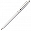 Ручка шариковая Classic, белая с логотипом  заказать по выгодной цене в кибермаркете AvroraStore