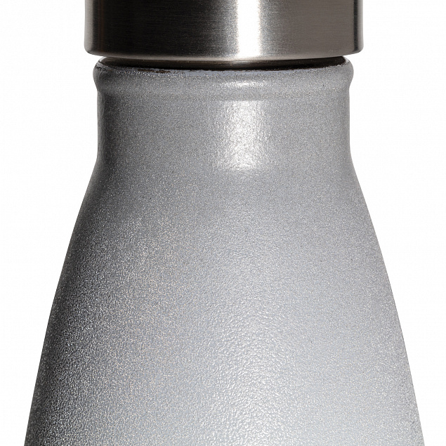 Вакуумная бутылка со светоотражающим покрытием с логотипом  заказать по выгодной цене в кибермаркете AvroraStore