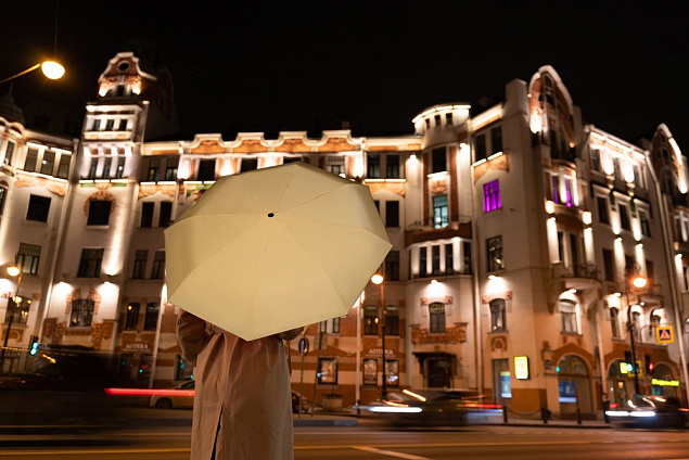 Зонт складной Show Up со светоотражающим куполом, желтый с логотипом  заказать по выгодной цене в кибермаркете AvroraStore
