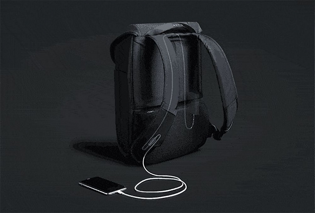 Рюкзак ClickPack X, черный с логотипом  заказать по выгодной цене в кибермаркете AvroraStore