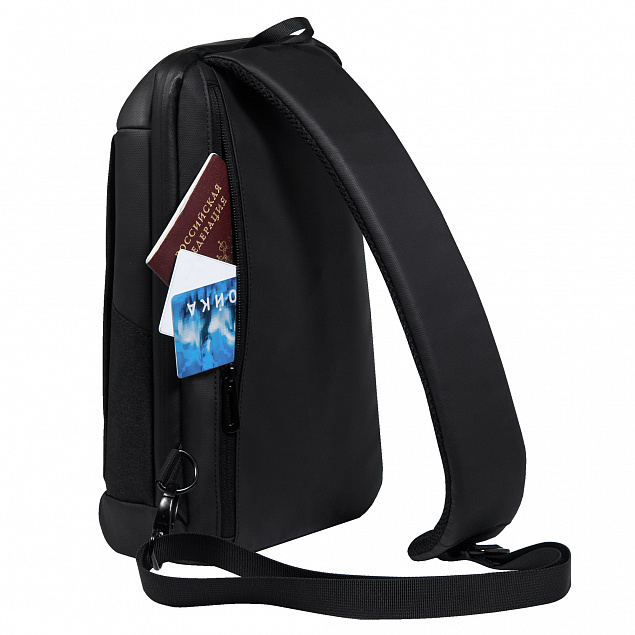 Рюкзак cross body, Frank, черный/серый с логотипом  заказать по выгодной цене в кибермаркете AvroraStore