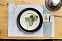 Набор Feast Mist: сервировочная салфетка и куверт, серо-голубой с логотипом  заказать по выгодной цене в кибермаркете AvroraStore