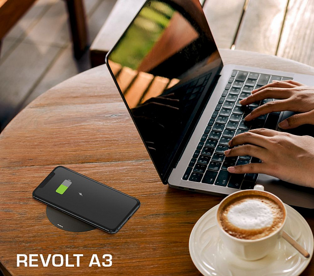 Беспроводное зарядное устройство Revolt A3 с логотипом  заказать по выгодной цене в кибермаркете AvroraStore