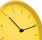 Часы настенные Cleo, желтые с логотипом  заказать по выгодной цене в кибермаркете AvroraStore