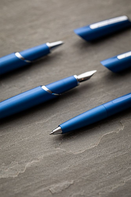 Ручка шариковая PF Two, синяя с логотипом  заказать по выгодной цене в кибермаркете AvroraStore