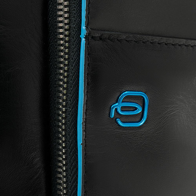 Сумка с отделением для ноутбука Piquadro Blue Square, черная с логотипом  заказать по выгодной цене в кибермаркете AvroraStore