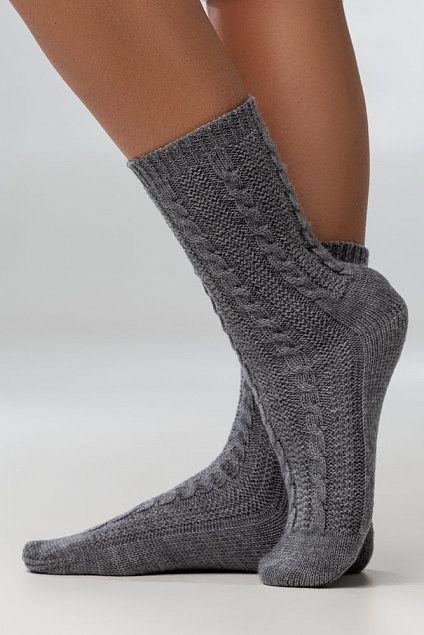 Носки Keep Feet, серые с логотипом  заказать по выгодной цене в кибермаркете AvroraStore